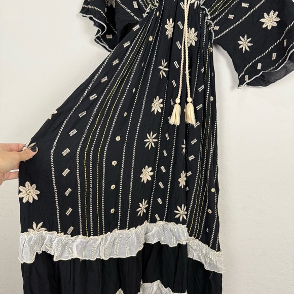 Zury Black White Embroidered Boho Maxi Dress Festival Peasant Tiered Flowy - Picture 5 of 8